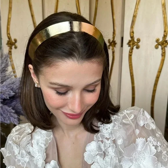 Epona Valley Crown - Picture 2 of 4